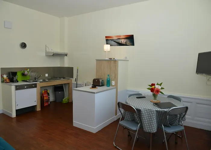 Gare מלון דירות