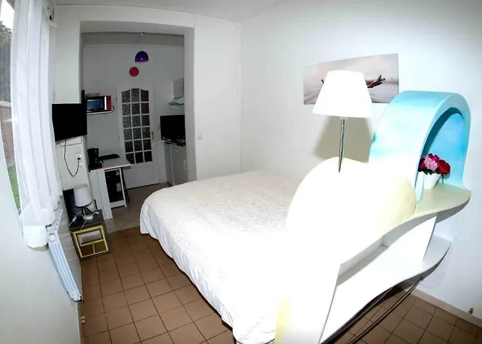 מלון דירות Gare דואי