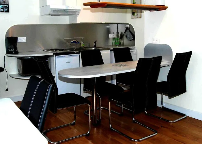 מלון דירות Gare 3*