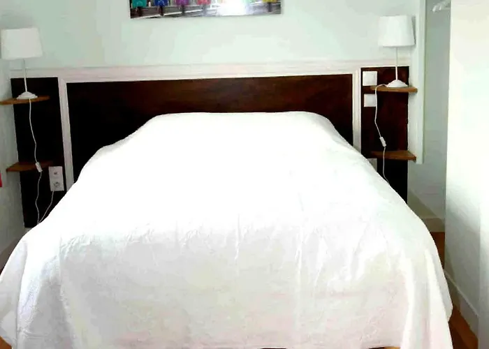 Gare מלון דירות